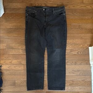 Joe's Jeans Relaxed Fit in Charcoal